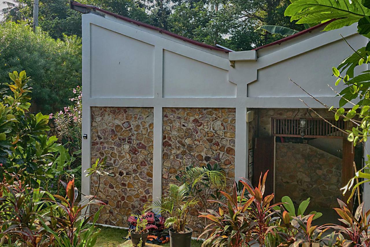 Ayu Hotel Karimunjawa Exteriér fotografie